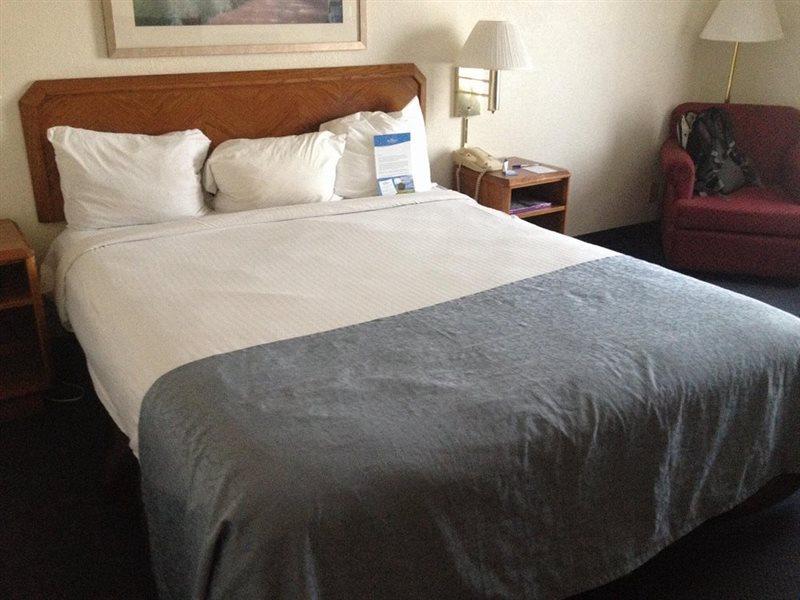 Hotel Baymont By Wyndham Wilmington Esterno foto