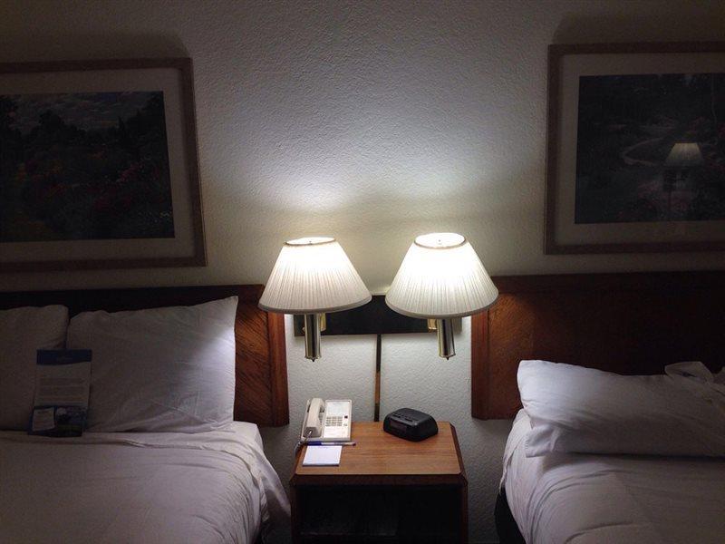 Hotel Baymont By Wyndham Wilmington Esterno foto