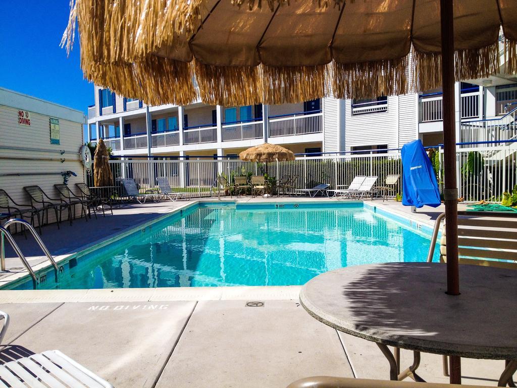 Hotel Baymont By Wyndham Wilmington Esterno foto