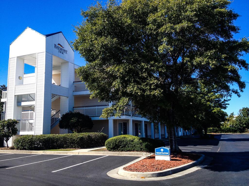 Hotel Baymont By Wyndham Wilmington Esterno foto