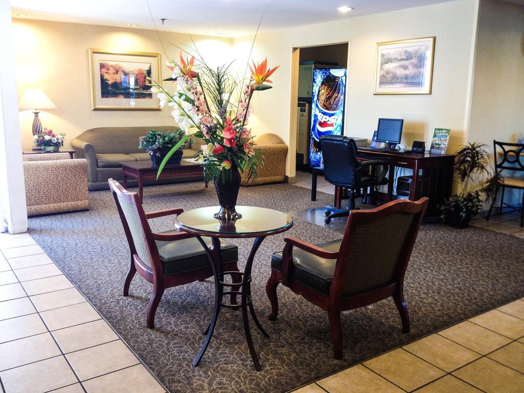 Hotel Baymont By Wyndham Wilmington Esterno foto